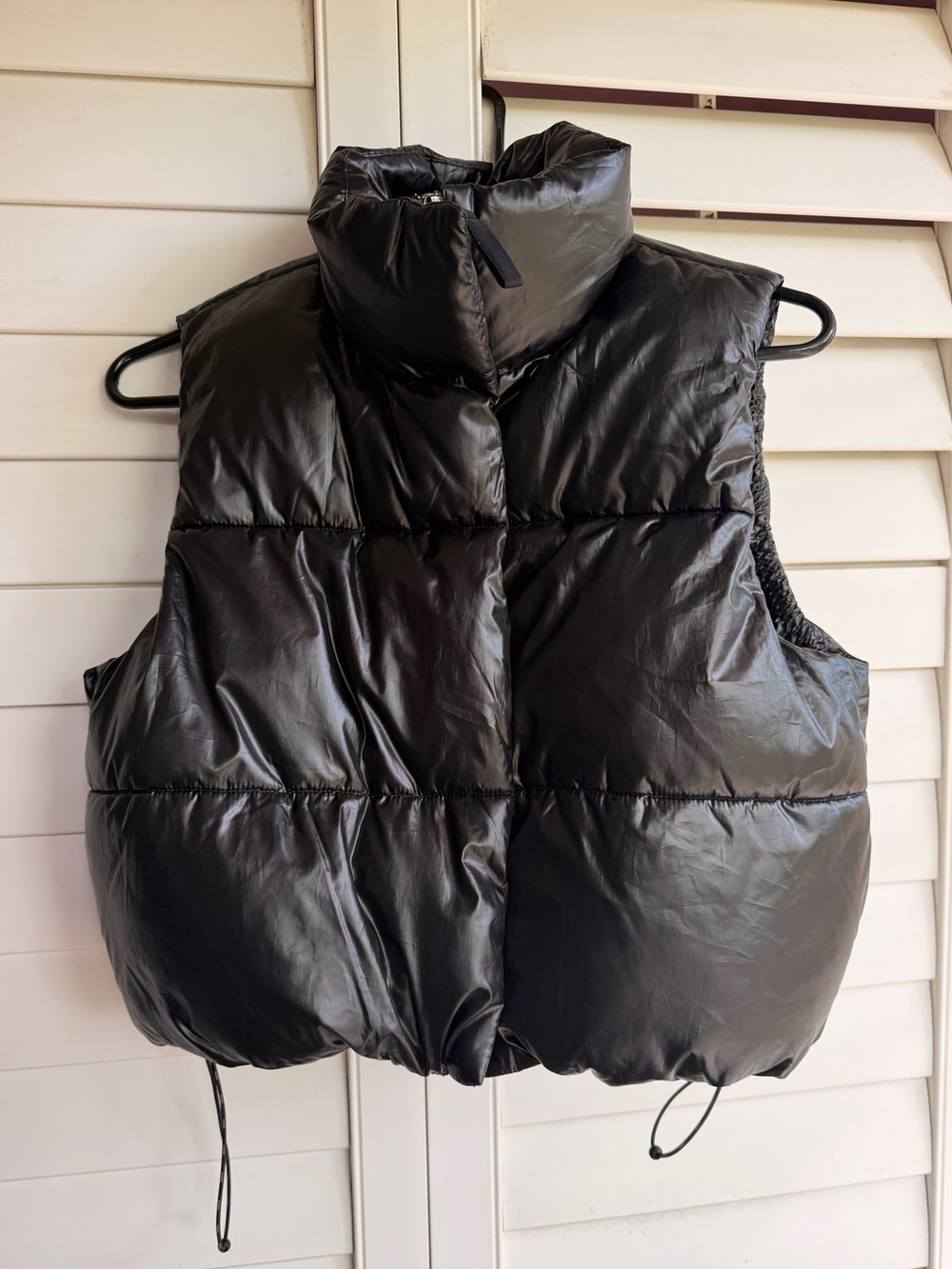 Vuori - Hudson Insulated Crop Vest - size XS